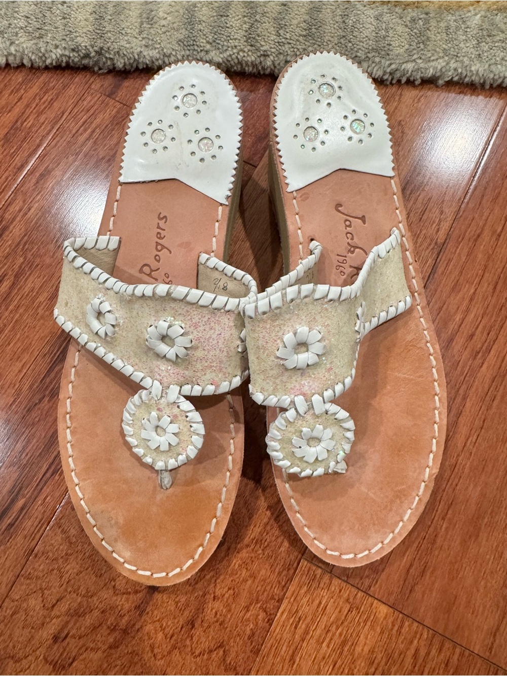 Jack Rogers gold glitter wedges NWOT Size 8.5